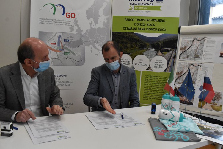 firma contratto lotto 3 e 4 Isonzo